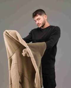 IANOS SHERPA 2-IN-1 REVERSIBLE FLEECE JACK